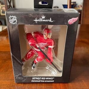 Detroit Red Wings Hockey Player Ornament NHL
